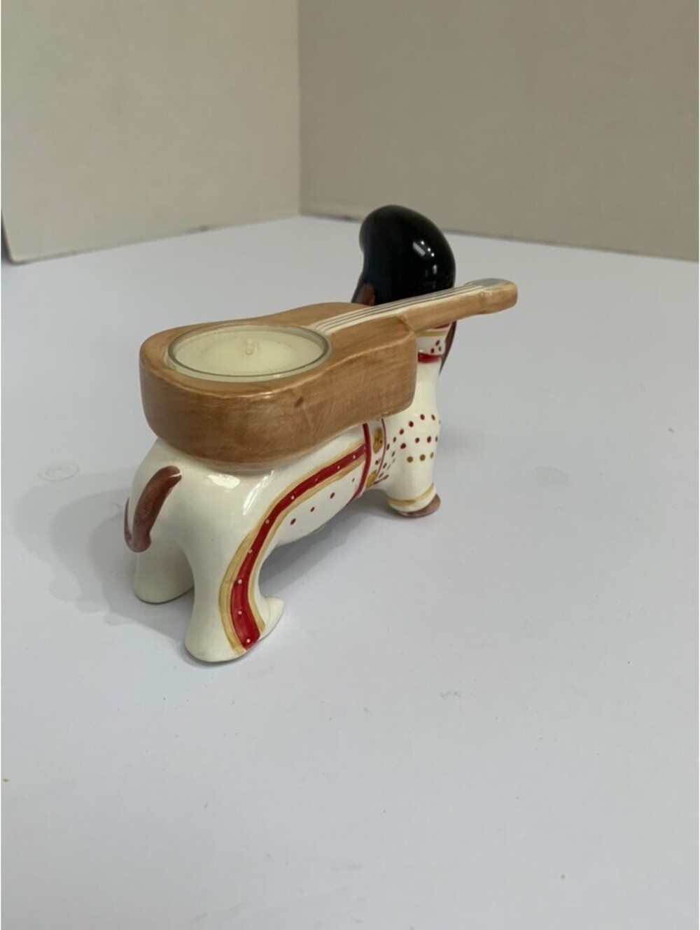 Elvis Presley Themed Basset Hound Tea Light Candle Holder Ceramic - Picture 3 of 6
